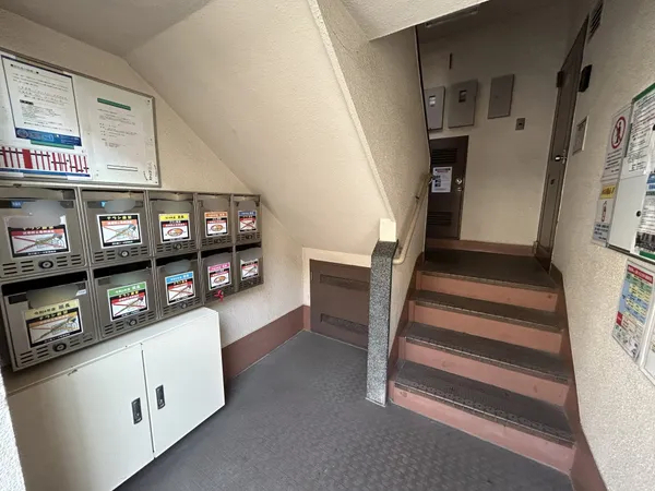 【深江橋コーポ】F棟 エントラン 【深江橋コーポ】F棟 エントラン