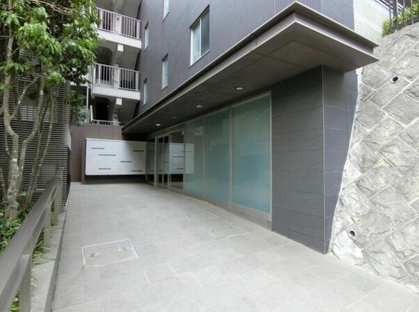 【クオス溝の口Ⅱレジデンス】エントランス