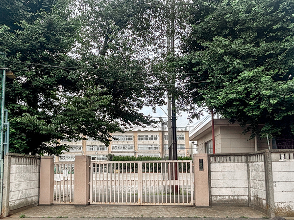 西宮中学校まで約850m(徒歩11分) 西宮中学校まで約850m(徒歩11分)