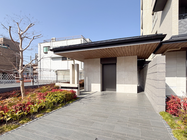 【クレヴィア長岡天神】エントランス 【クレヴィア長岡天神】エントランス