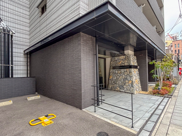 【リビオレゾン天王寺真田山】エントランス
