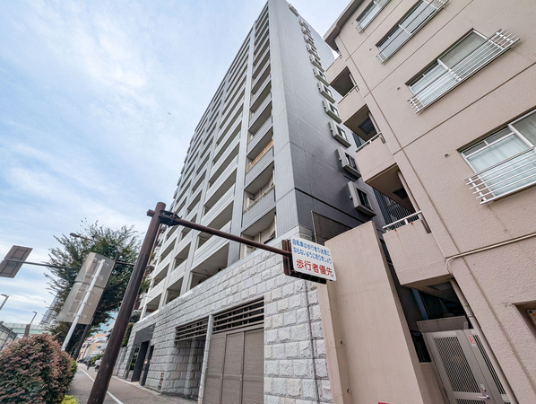 【グランド・ガーラ代々木参宮橋】外観