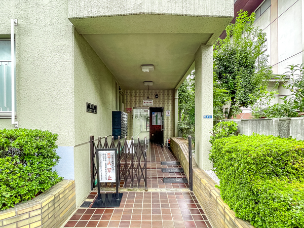 【西糀谷スカイマンション】エントランス