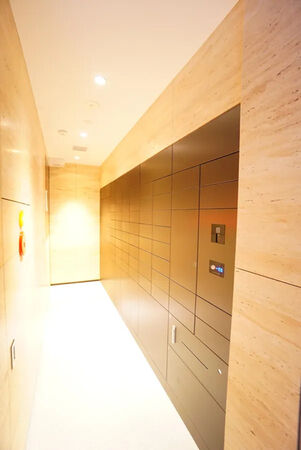 （宅配ボックス）