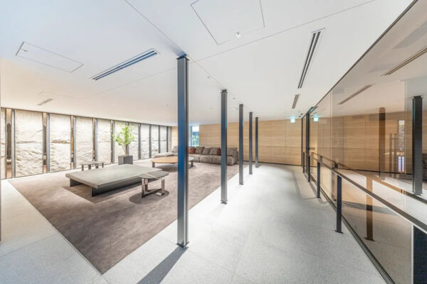 【ザ・パークハウス千代田六番町】ロビー