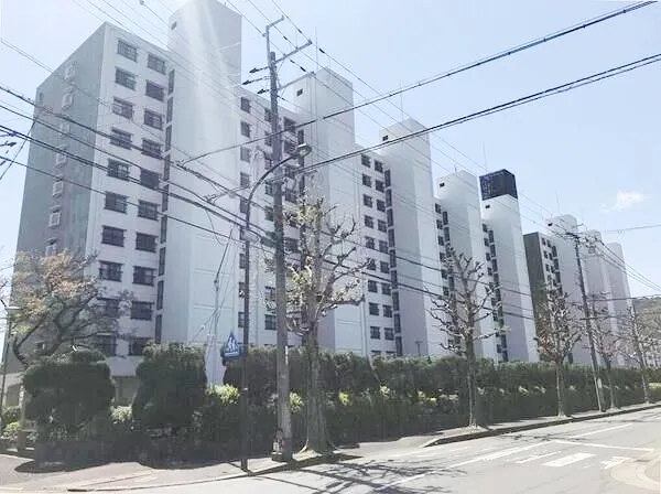 【嵐山ロイアルハイツ】外観