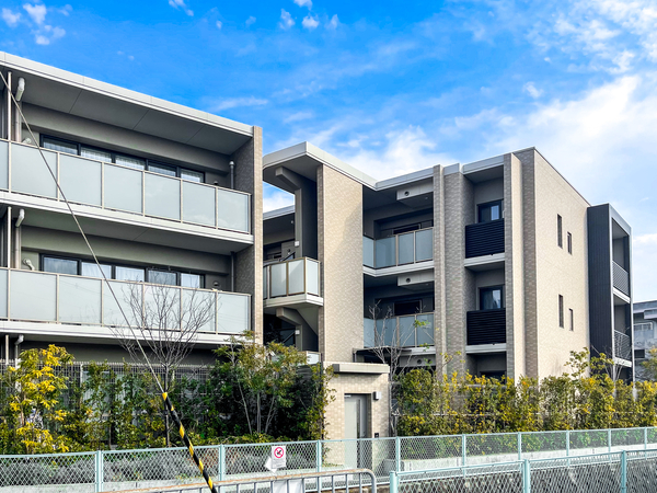 【ジオ伊丹鈴原】外観