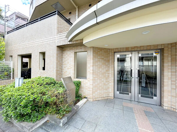 【ハウス城北中央公園】エントランス