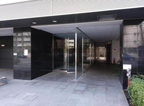 【スパシエエル新横浜】エントランス