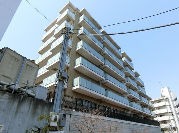 【パレステージ山手石川町泉の丘】外観