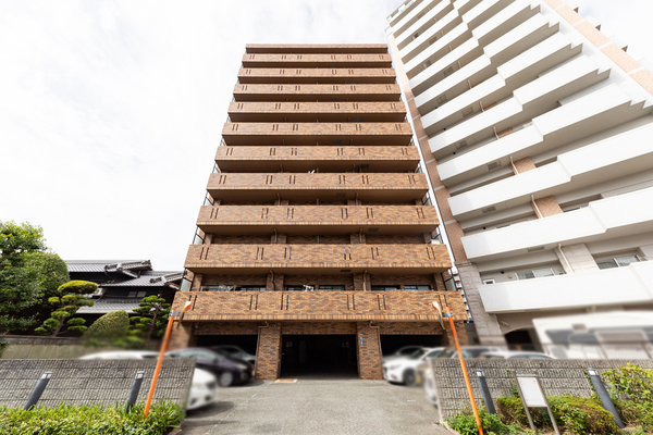 【セントファミーユ江坂】外観