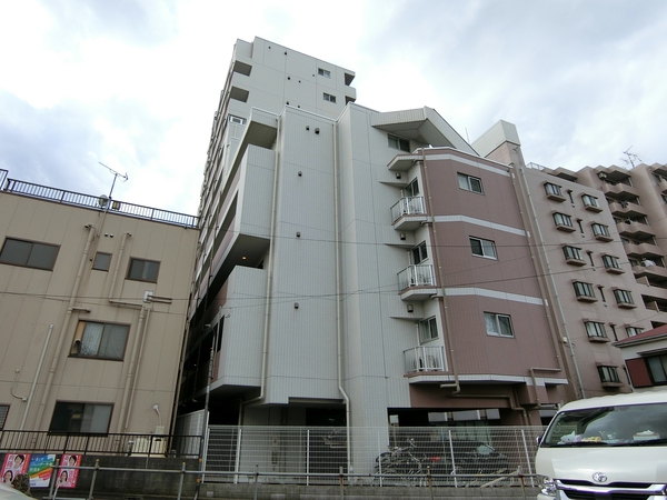 【ミルーナヒルズ西新井大師ウェスト】外観