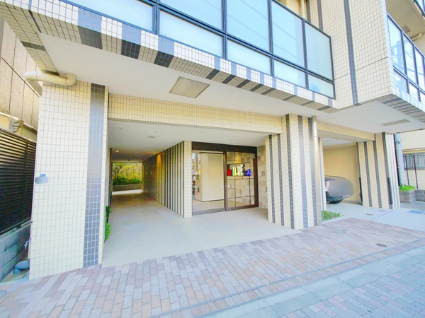 【ウィルレーナ西ケ原】エントランス