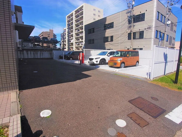 【藤和シティホームズ新安城】駐車場