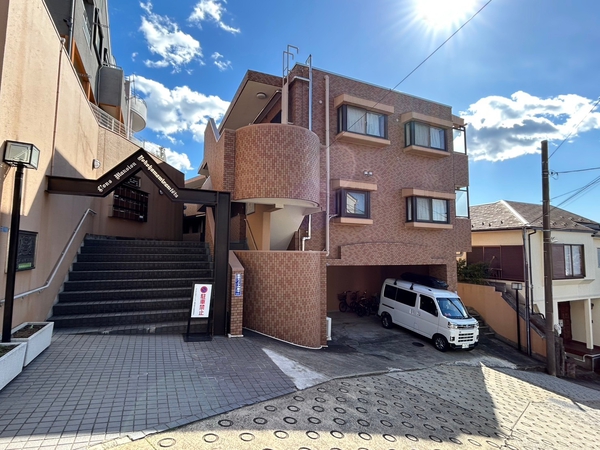 【ライオンズマンション横浜南太田】外観