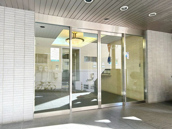 【カーサ神戸下山手】エントランス 【カーサ神戸下山手】エントランス