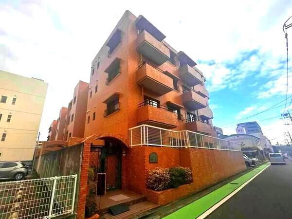 【ロイヤルマンション浄水】外観1