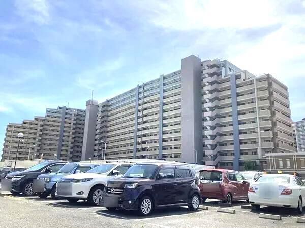 【クレストフォルム東京アクアグランディオ】共用部分(駐車場)1 【クレストフォルム東京アクアグランディオ】共用部分(駐車場)1