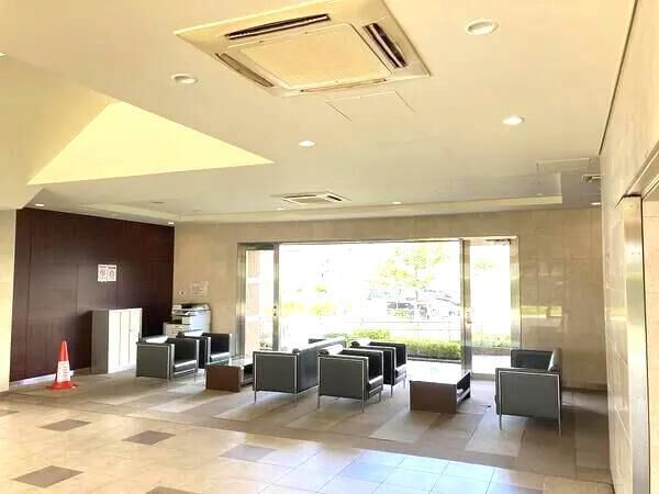 【クレストフォルム東京アクアグランディオ】エントランス１