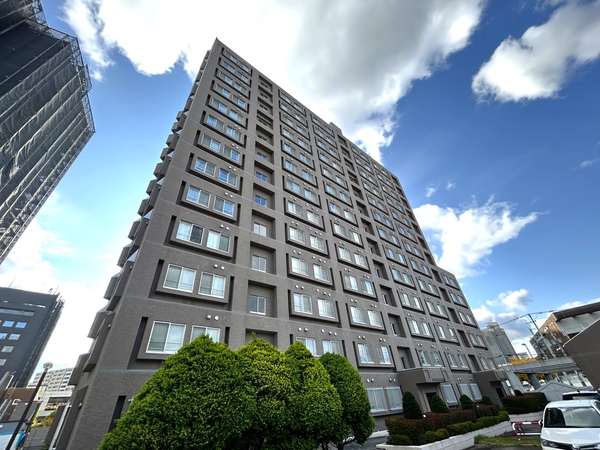 【グランフォーレ桑園】外観