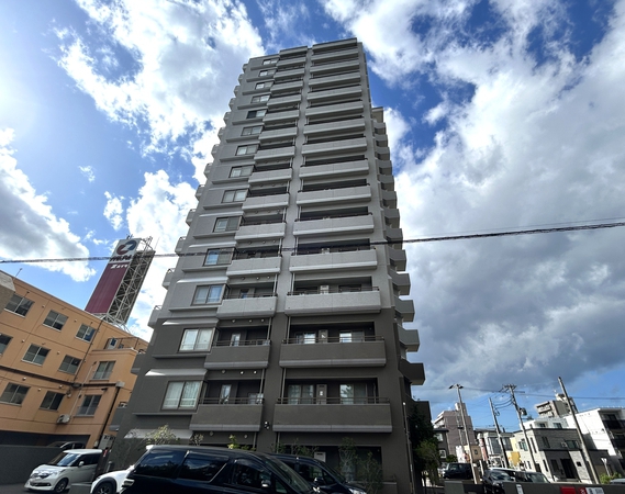 【クリーンリバーフィネス西町桜公園】外観