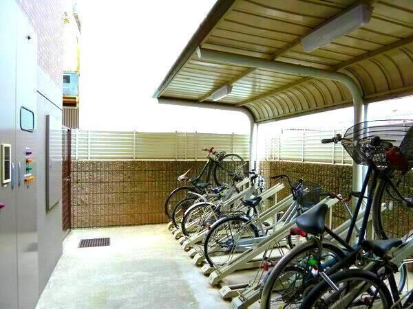 【プリモーラ丸の内】共用部分(駐輪場) 【プリモーラ丸の内】共用部分(駐輪場)