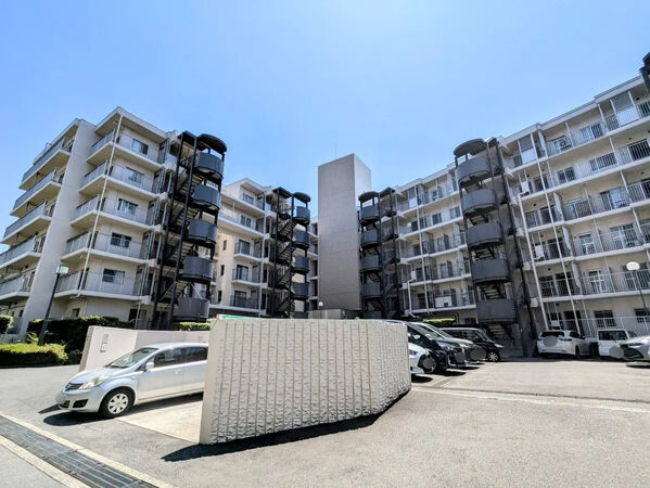 【ピアパレス戸塚】外観