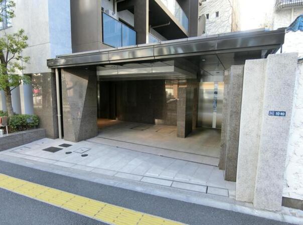 【ザ・パークハウス大井町ゼームス坂】エントランス