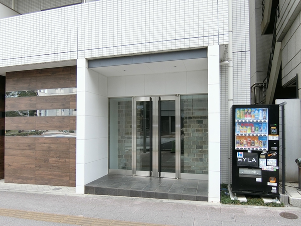 【SYFORME HIGASHI-AZABU】エントランス