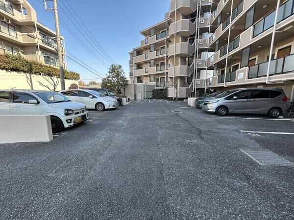 【ユーアイコーポ大宮指扇第2】駐車場 【ユーアイコーポ大宮指扇第2】駐車場