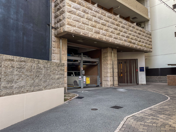 【プレサンス三宮エレガンシア】エントランス