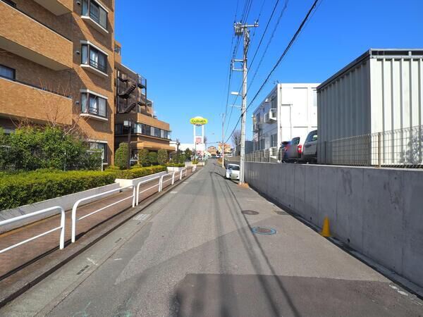 【ライオンズマンション大宮第3】前面道路