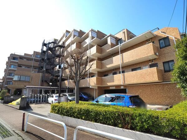 【ライオンズマンション大宮第3】外観