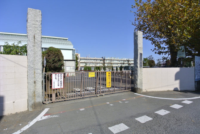 さいたま市立三橋小学校　約720ｍ