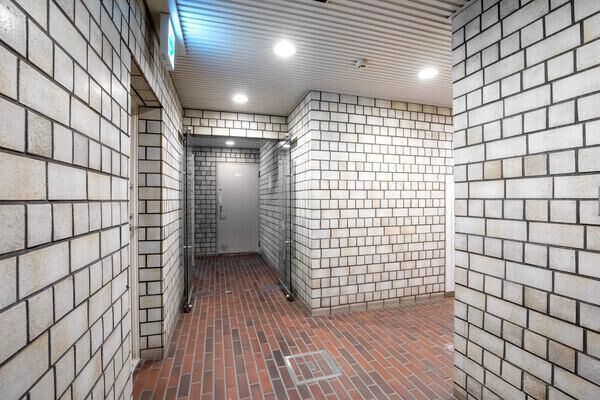 【クレール六本木】エントランス