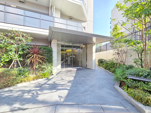 【Brillia志木Place】エントランス