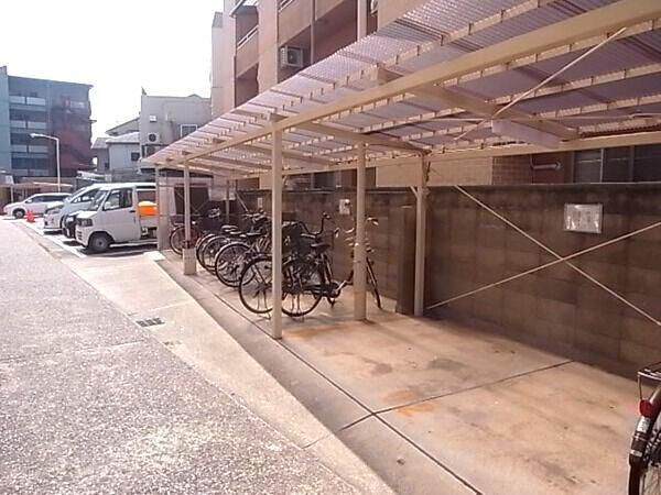 【塚本北コーポ】駐輪場 【塚本北コーポ】駐輪場