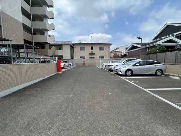 【シティマークス東仙台】駐車場 【シティマークス東仙台】駐車場