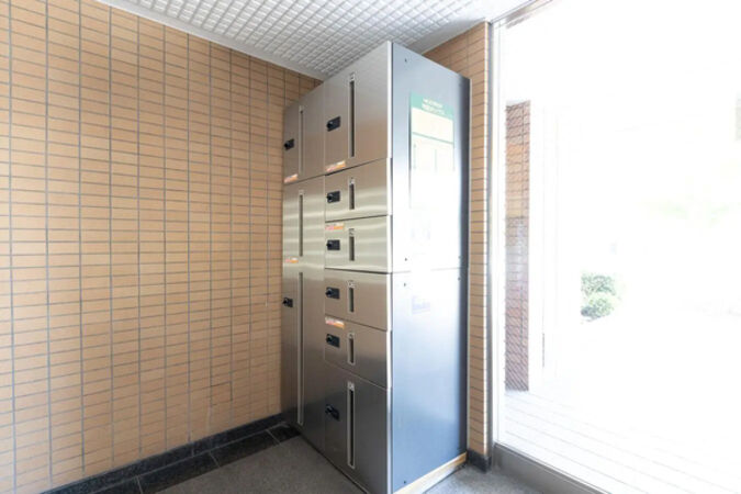 【ベル・クローチェ京都洛央】共用部分(宅配ボックス) 【ベル・クローチェ京都洛央】共用部分(宅配ボックス)