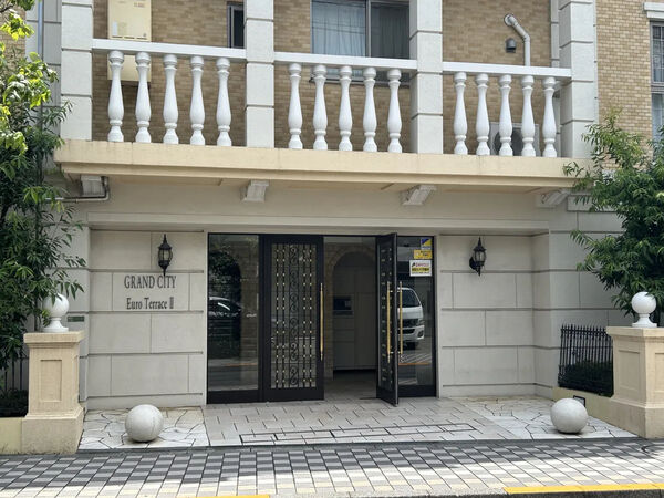 【グランシティユーロテラスⅡ】エントランス1 【グランシティユーロテラスⅡ】エントランス1