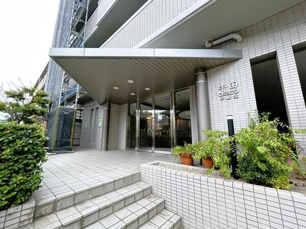 【牛田ロジュマン不動院】＜エントランス＞