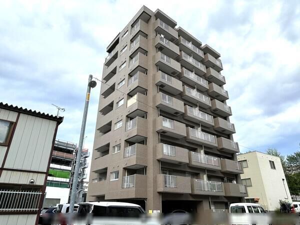 リブウェル南郷FIRST STREET