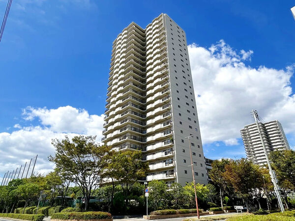 【ポートピアプラザ】外観