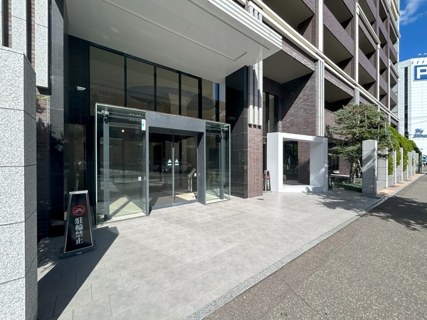 【ザ・サッポロレジデンス】エントランス 【ザ・サッポロレジデンス】エントランス