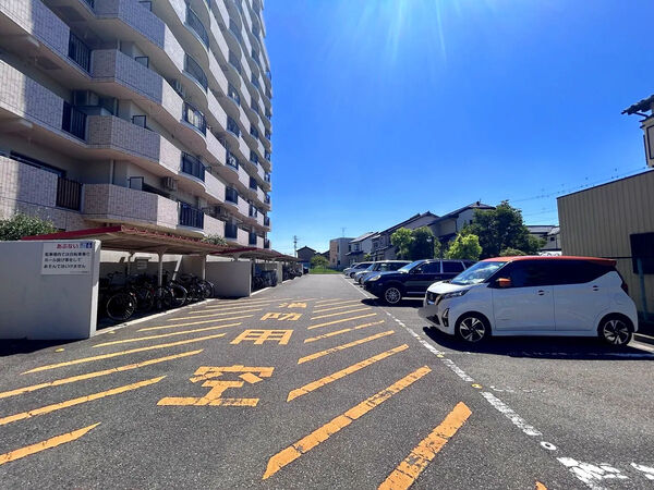 【サエラ14th】駐車場 【サエラ14th】駐車場