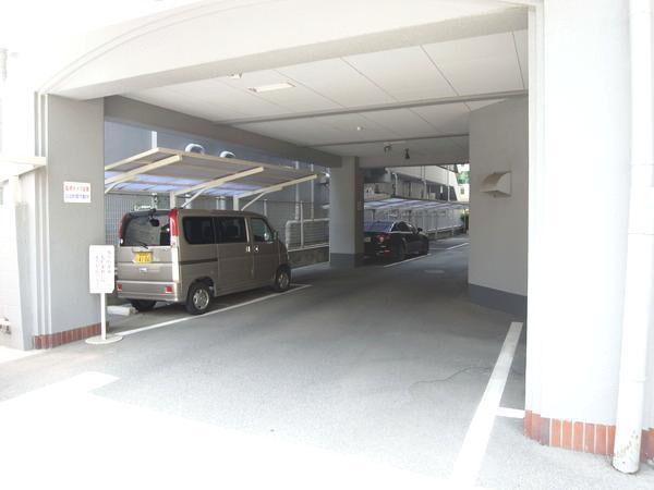 【オリエント新大阪アーバンライフ】共用部分(駐車場) 【オリエント新大阪アーバンライフ】共用部分(駐車場)