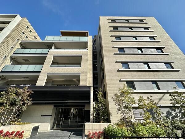 【プラウド吹田千里丘テラス】建物外観 【プラウド吹田千里丘テラス】建物外観