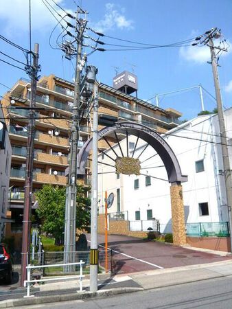 【ライオンズマンション川名山】外観3 【ライオンズマンション川名山】外観3