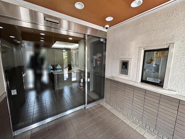 【ワコーレ大宮日進】エントランスホール 【ワコーレ大宮日進】エントランスホール