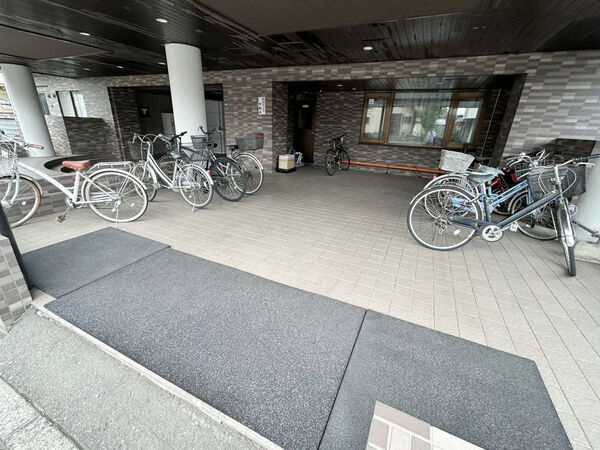 【サンウィング清田】駐輪場